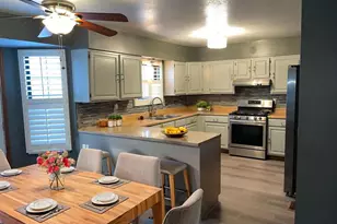 11833 Talisman Ct, Saint Louis, MO 63138 - Photo 5