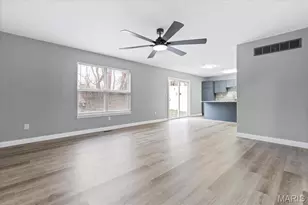 38 Saddleback Ridge Dr, Winfield, MO 63389 - Photo 5