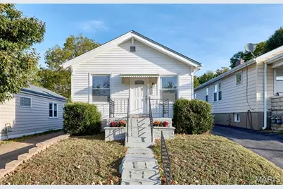 6339 Marquette Avenue, Saint Louis, MO 63139 - Photo 1