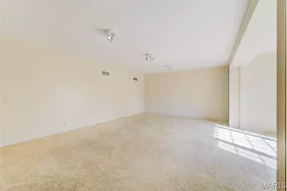 15137 Chamisal Drive, Chesterfield, MO 63017 - Photo 9