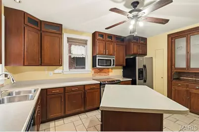 4126 Bates Street, Saint Louis, MO 63116 - Photo 9