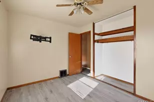 321 Caithness Rd, Saint Louis, MO 63137 - Photo 17