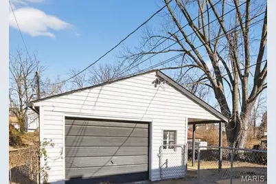 321 Caithness Road, Saint Louis, MO 63137 - Photo 9