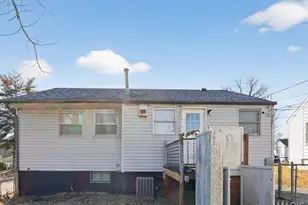 321 Caithness Rd, Saint Louis, MO 63137 - Photo 5