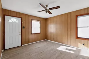 321 Caithness Rd, Saint Louis, MO 63137 - Photo 11