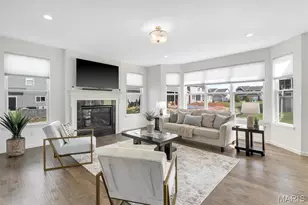 710 Antler Ridge Dr, Saint Charles, MO 63301 - Photo 3