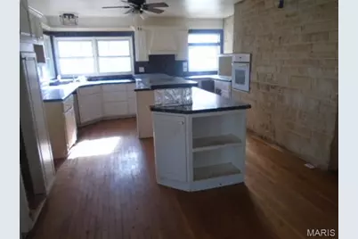 802 E Chestnut Street, Desloge, MO 63601 - Photo 7