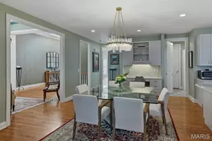 724 Clayton Corners Dr, Ballwin, MO 63011 - Photo 9