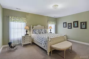 724 Clayton Corners Dr, Ballwin, MO 63011 - Photo 37