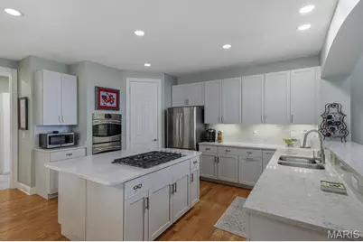 724 Clayton Corners Drive, Ballwin, MO 63011 - Photo 11