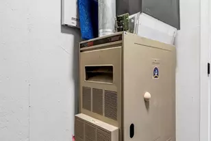 2803 Hwy J, Bourbon, MO 65441 - Photo 19