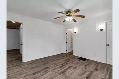 2803 Highway J, Bourbon, MO 65441 - Photo 23