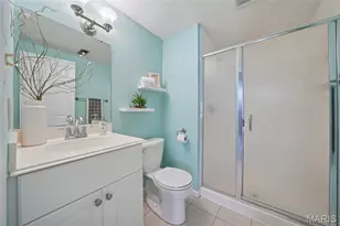 857 Vlg Mdw Dr, Ballwin, MO 63021 - Photo 29