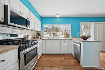 857 Village Meadow Drive, Ballwin, MO 63021 - Photo 13