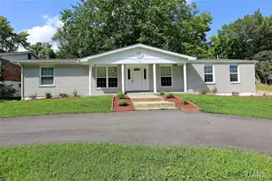 7 Barbre Ct, Saint Louis, MO 63119 - Photo 1