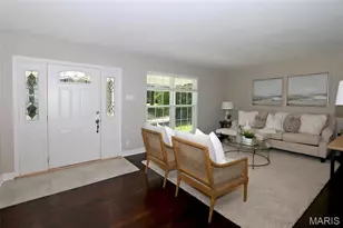 7 Barbre Ct, Saint Louis, MO 63119 - Photo 3