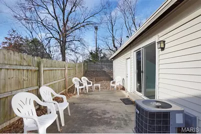 300 Mill Pond Drive, O'Fallon, MO 63366 - Photo 25