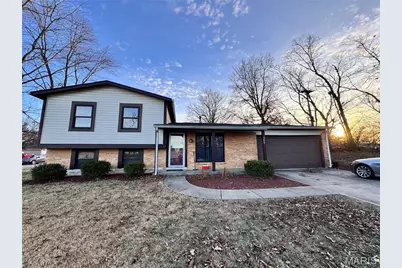 300 Mill Pond Drive, O'Fallon, MO 63366 - Photo 1