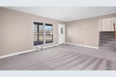 300 Mill Pond Drive, O'Fallon, MO 63366 - Photo 7