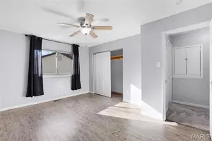 300 Mill Pond Dr, O'Fallon, MO 63366 - Photo 17