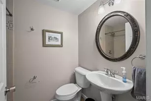 1924 Providence Estate Dr, Wentzville, MO 63385 - Photo 35