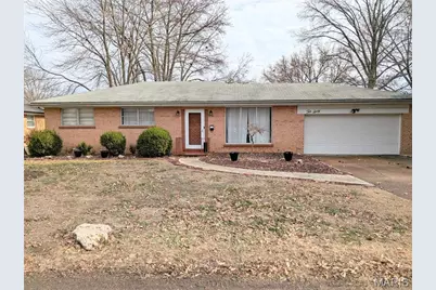1060 Aubuchon Street, Florissant, MO 63031 - Photo 1
