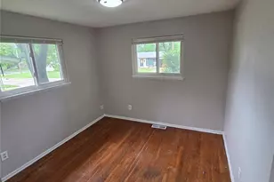 7014 Midwood Ave, Hazelwood, MO 63042 - Photo 11