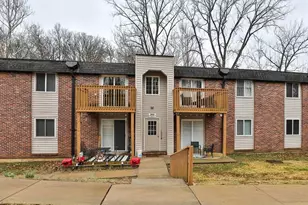 2800 Blackforest Dr, Oakville, MO 63129 - Photo 1