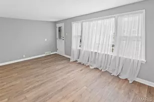 2005 N Hanley Rd, Hanley Hills, MO 63114 - Photo 11