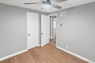 2005 N Hanley Road, Hanley Hills, MO 63114 - Photo 21