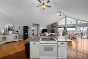 8239 Rocky Woods, Hillsboro, MO 63050 - Photo 13