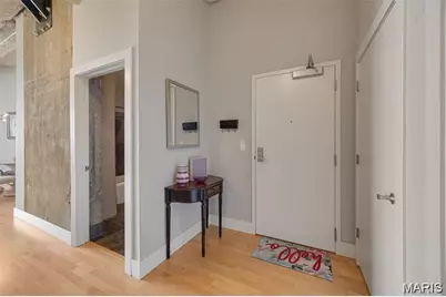 4100 Forest Park Avenue #306, Saint Louis, MO 63108 - Photo 9
