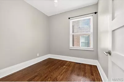 4120 Wyoming Street, Saint Louis, MO 63116 - Photo 11