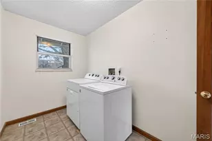 1276 Stephenridge Dr, Saint Charles, MO 63304 - Photo 19