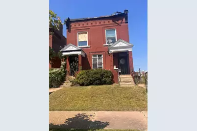 4555 Clarence Avenue, Saint Louis, MO 63115 - Photo 1