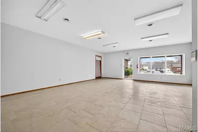 9558 Page Avenue, Overland, MO 63132 - Photo 5