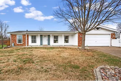 5122 Towne South Road, Saint Louis, MO 63128 - Photo 1