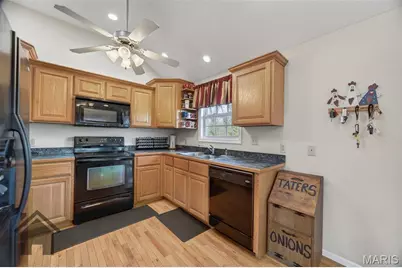 15695 Terris Lane, St Robert, MO 65584 - Photo 9