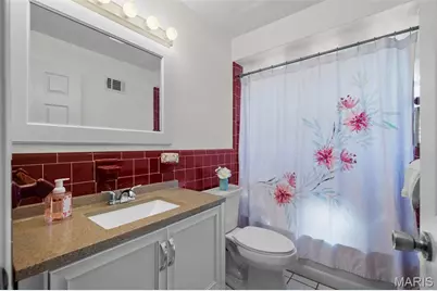 3641 Park Crest Drive, Mehlville, MO 63125 - Photo 15