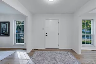 618 Shady Meadows Dr, Ballwin, MO 63011 - Photo 3