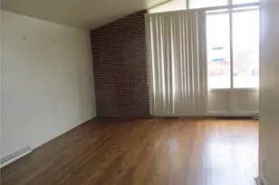 2410 Netherwood Dr, Saint Louis, MO 63136 - Photo 3