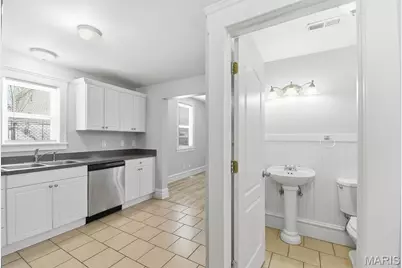 7148 Kensington Avenue, Saint Louis, MO 63143 - Photo 11