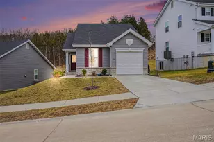 894 Black Bear Dr, House Springs, MO 63051 - Photo 1