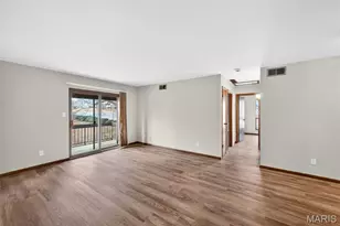 4294 Kay Ln, Saint Louis, MO 63123 - Photo 3