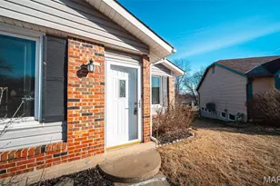 1003 Fernwood Trail Ct, Florissant, MO 63031 - Photo 5