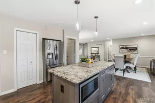 683 Greenholme Ct, Fenton, MO 63026 - Photo 9