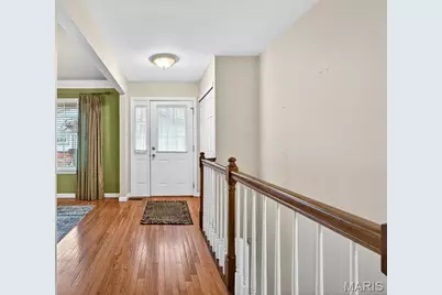 1925 Dewitt Ridge Drive, Chesterfield, MO 63017 - Photo 7