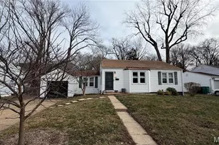 400 Corona Ct, Webster Groves, MO 63119 - Photo 3