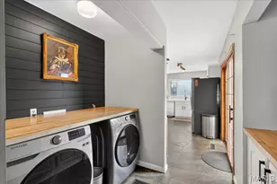 13290 Kenroyal Dr, Saint Louis, MO 63131 - Photo 17