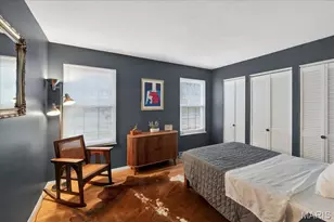 13290 Kenroyal Dr, Saint Louis, MO 63131 - Photo 19